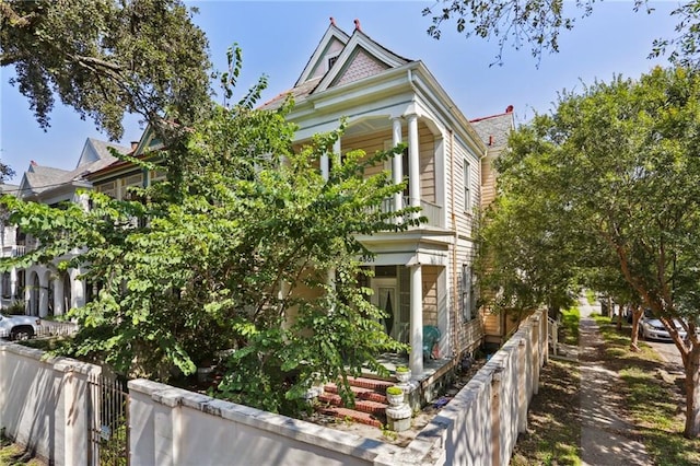 4501 Canal St, New Orleans, LA 70119 - view of side of property