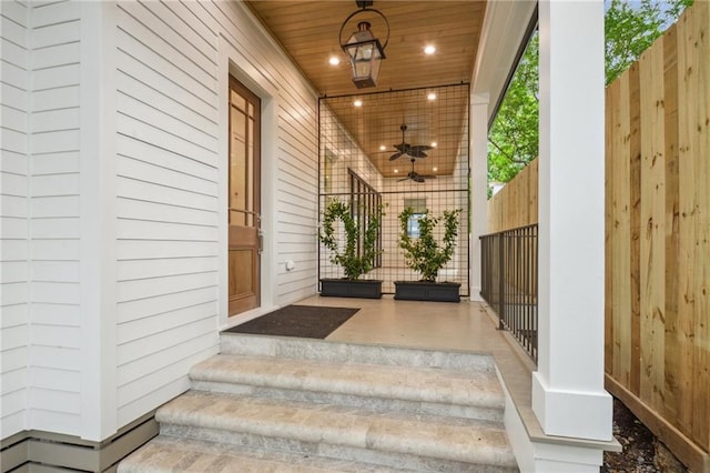 1015 Cadiz St, New Orleans, LA 70115 - property entrance featuring a porch and a ceiling fan