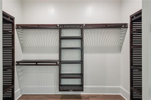 1015 Cadiz St, New Orleans, LA 70115 - view of closet