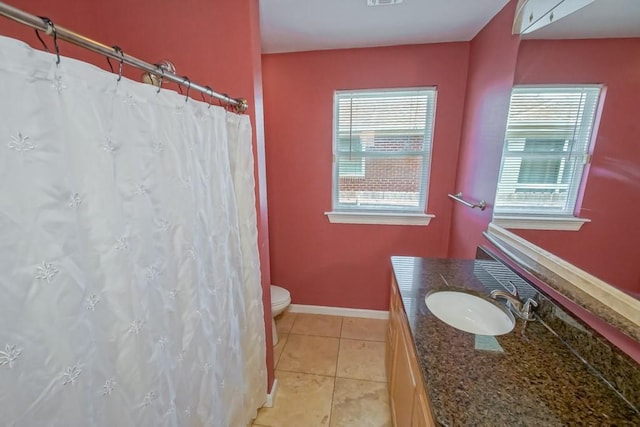 6557 W End Blvd, New Orleans, LA 70124 - full bath featuring vanity, tile patterned floors, and a shower with curtain