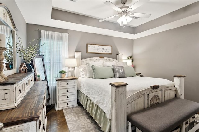 258 S Park Cir, Ponchatoula, LA 70454 - bedroom featuring ceiling fan and finished concrete floors