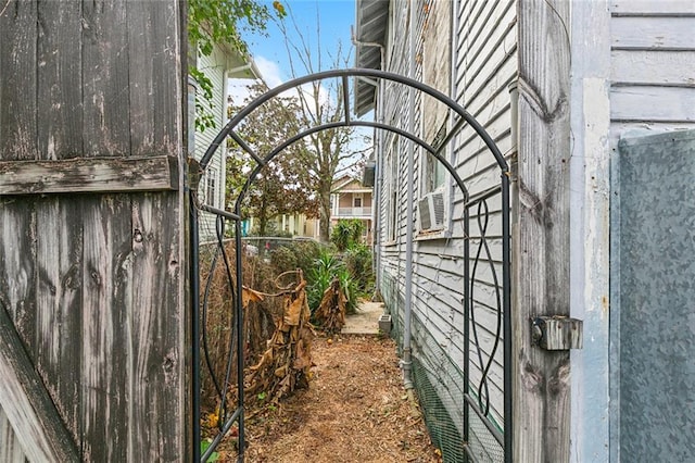2239 General Taylor St, New Orleans, LA 70115 - view of gate