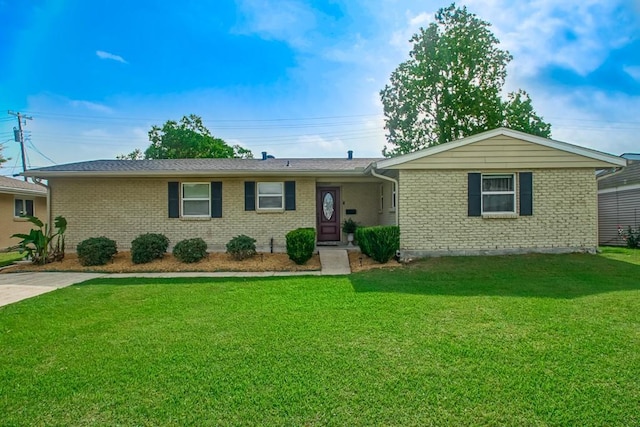 3617 Tartan Dr, Metairie, LA 70003 - ranch-style home featuring brick siding and a front yard