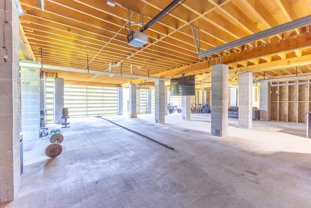 322 Spartan Loop, Slidell, LA 70458 - garage featuring a garage door opener