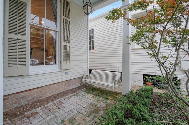 5936 Chestnut St, New Orleans, LA 70115 - view of patio / terrace