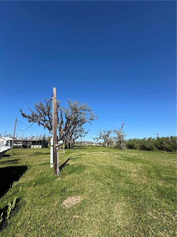 1531 Bayou Dularge Rd, Theriot, LA 70397