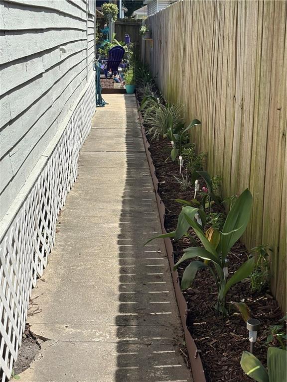 2716 Lavender St, New Orleans, LA 70122 - view of property exterior