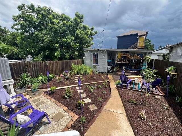 2716 Lavender St, New Orleans, LA 70122 - fenced backyard featuring a patio