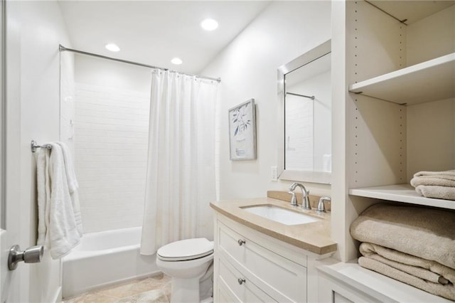 5727 Fleur De Lis Dr, New Orleans, LA 70124 - full bathroom featuring vanity, toilet, shower / bathtub combination with curtain, and recessed lighting