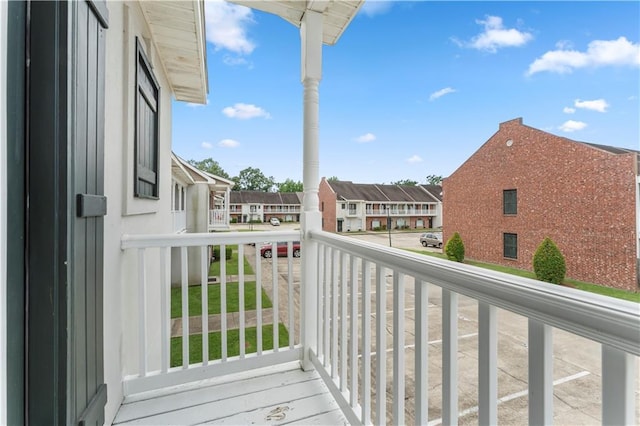 5315 Arlington Ct, Baton Rouge, LA 70820 - balcony with a residential view