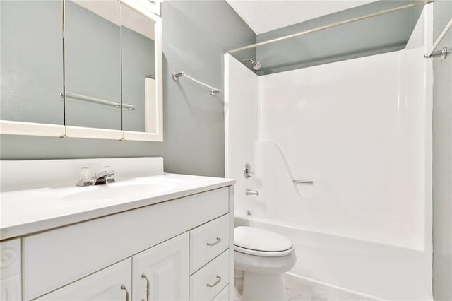 1729 Newport Pl Unit 9, Kenner, LA 70065 - full bath with vanity, toilet, and shower / tub combination