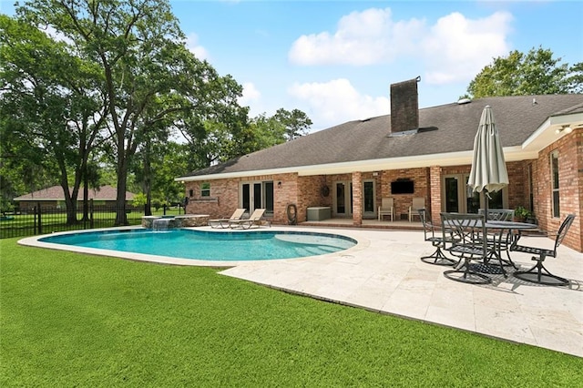 63 Doubloon Dr, Slidell, LA 70461 - view of swimming pool with a patio and a pool with connected hot tub