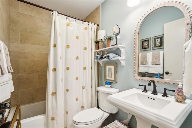 8 S Court Villa Unit 8, Mandeville, LA 70471 - bathroom with toilet, shower / bath combo, and a sink