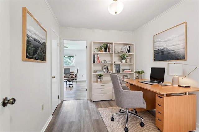 929 Franklin Ave, Jefferson, LA 70123 - office area featuring light wood-style flooring and ornamental molding