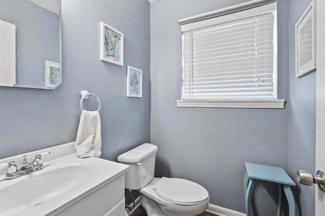 929 Carnation Ave, Metairie, LA 70001 - bathroom featuring vanity and toilet