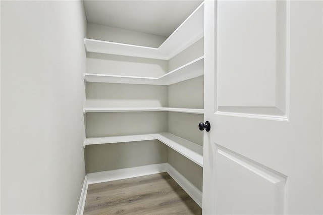 620 River Oaks Dr, New Orleans, LA 70131 - view of pantry