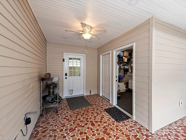 1104 Sena Dr, Metairie, LA 70005 - view of exterior entry with ceiling fan