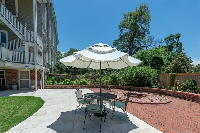 212 Linton Ave, Natchez-Ms, MS 39120 - view of patio / terrace with outdoor dining area