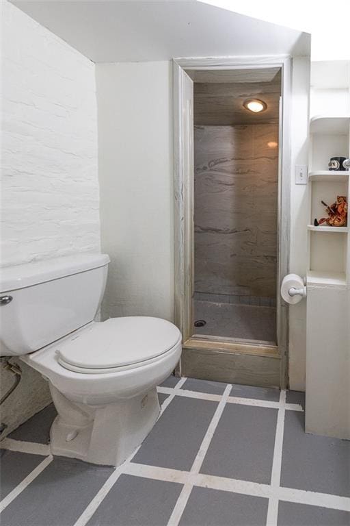 212 Linton Ave, Natchez-Ms, MS 39120 - bathroom featuring toilet
