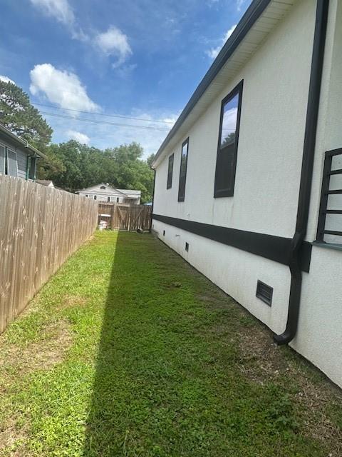 1731 Pratt Dr, New Orleans, LA 70122 - view of yard