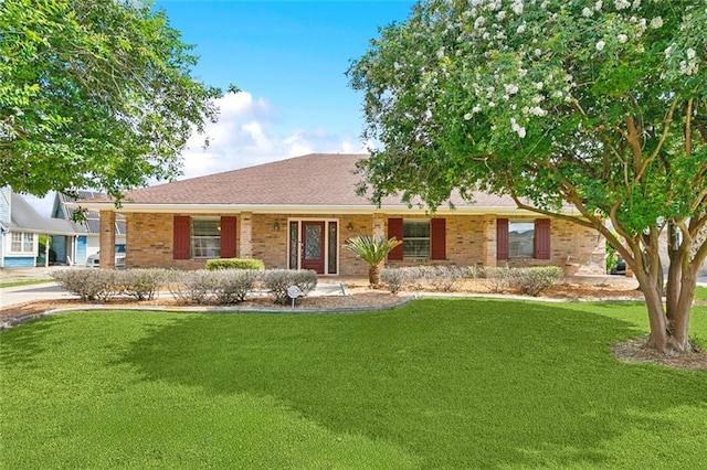 1825 Lake Superior Dr, Harvey, LA 70058 - ranch-style house featuring a front yard and brick siding