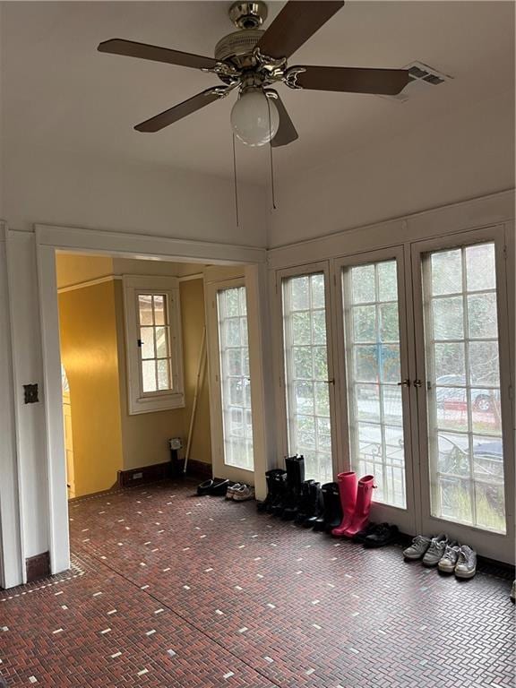1222 Broadway St, New Orleans, LA 70118 - unfurnished room featuring carpet floors, ceiling fan, and healthy amount of natural light
