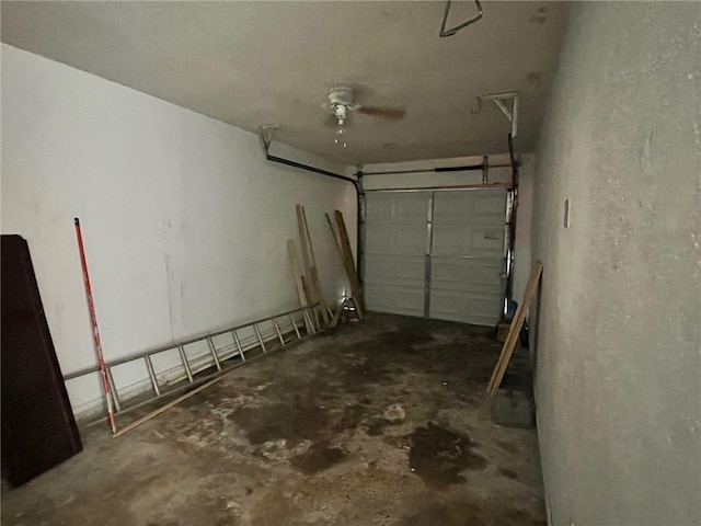 2506 S Sugar Ridge Dr, La Place, LA 70068 - view of garage