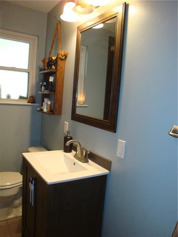 824 Oak Ave, Harahan, LA 70123 - bathroom featuring vanity and toilet