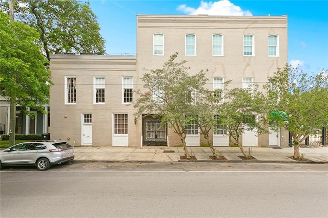 3400 Magazine St Unit 15, New Orleans, LA 70115 - view of multi unit property