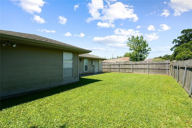5705 Lafreniere St, Metairie, LA 70003 - view of yard