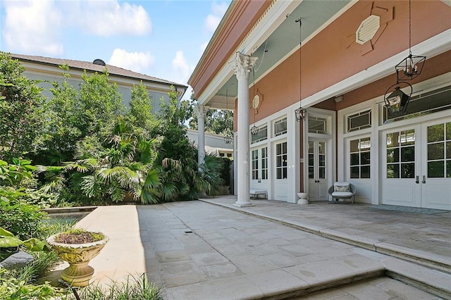 1633 Dufossat St, New Orleans, LA 70115 - view of patio