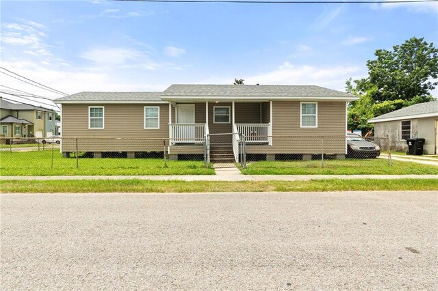 401 Oak Ave, Harahan, LA 70123 - view of front facade with a porch