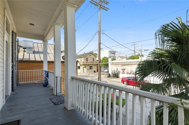 2305 Soniat St, New Orleans, LA 70115 - view of porch