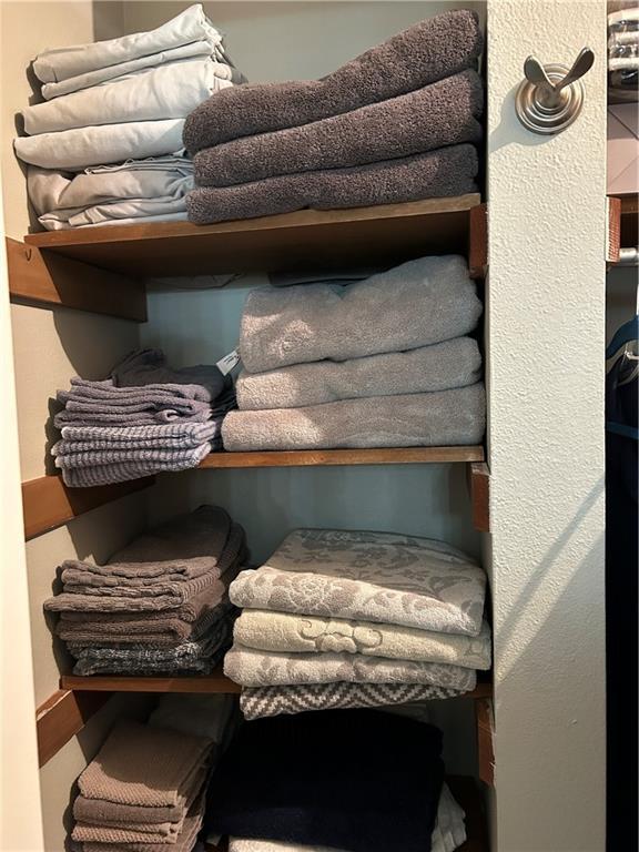 1705 Armagh Dr, Marrero, LA 70072 - view of closet