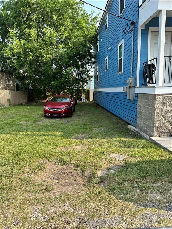 2806 Comus Ct, New Orleans, LA 70117