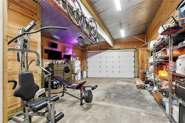 602 Jefferson Ave, New Orleans, LA 70115 - garage with wood walls