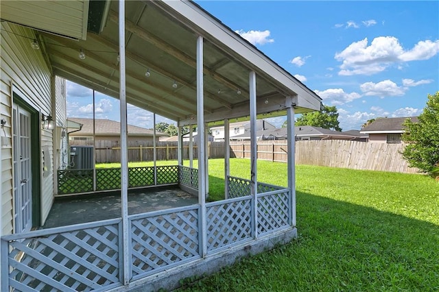 312 Tamarack St, Gretna, LA 70056 - view of yard with a patio