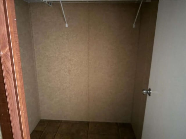 201 Sparrow St, New Iberia, LA 70563 - view of closet