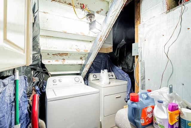 606 Filmore St, New Orleans, LA 70124 - washroom with independent washer and dryer