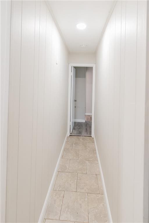 1801 River Oaks Dr, New Orleans, LA 70131 - hallway featuring baseboards