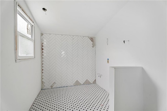 82729 Mazant St, New Orleans, LA 70117 - view of bathroom