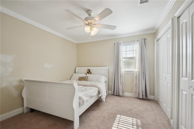 200 Pike Dr, Gretna, LA 70053 - carpeted bedroom featuring ornamental molding, baseboards, and a ceiling fan