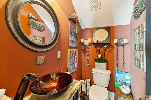 6838 Catina St, New Orleans, LA 70124 - bathroom with toilet