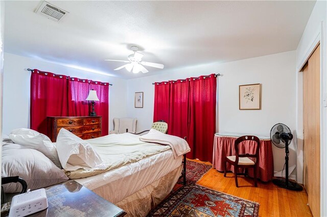 966-968 Allen Toussaint Blvd, New Orleans, LA 70124 - bedroom featuring wood finished floors, a ceiling fan, and a closet