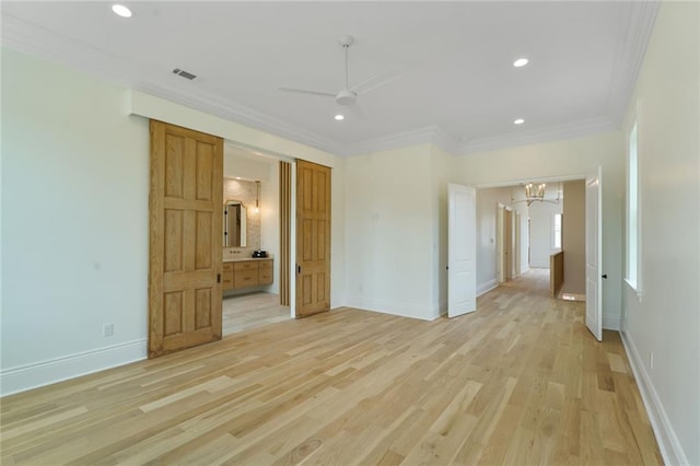 7104 Coliseum St, New Orleans, LA 70118 - unfurnished room featuring a chandelier, light wood-type flooring, a ceiling fan, ornamental molding, and baseboards