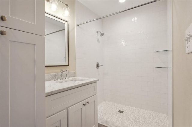 234 Murray Hill Dr, Destrehan, LA 70047 - bathroom featuring vanity and a tile shower