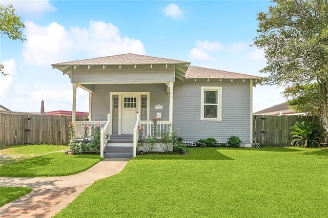 220 Moss Ln, River Ridge, LA 70123 - view of front facade featuring a porch and a shingled roof