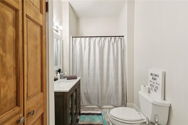 220 Moss Ln, River Ridge, LA 70123 - full bathroom featuring toilet and vanity