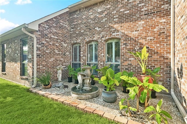 422 Kensington Blvd, Slidell, LA 70458 - exterior view of brick siding