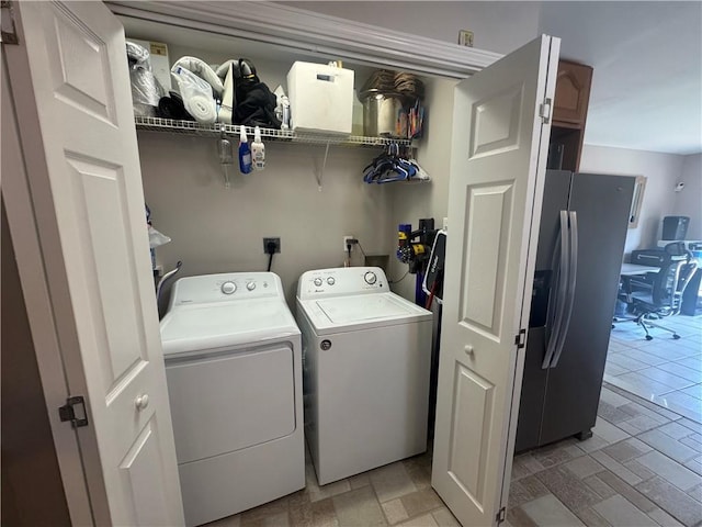 6035-37 Colbert St, New Orleans, LA 70124 - laundry room with washing machine and clothes dryer